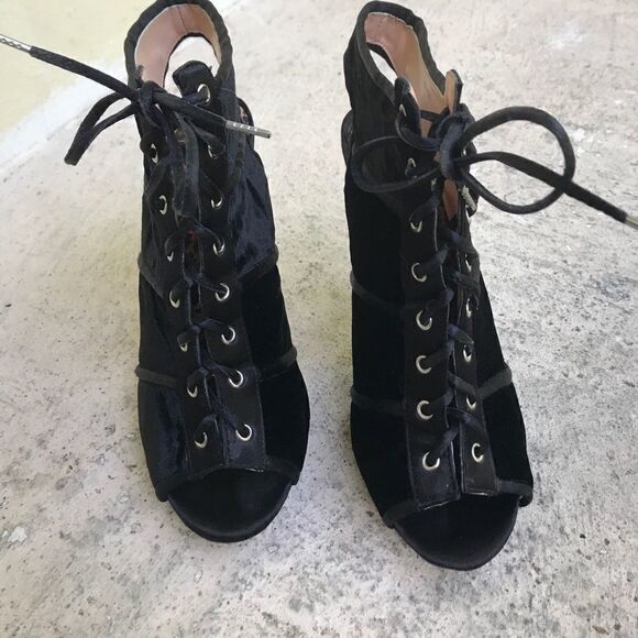 Betsy Johnson Platforms   - Picture 2 of 7